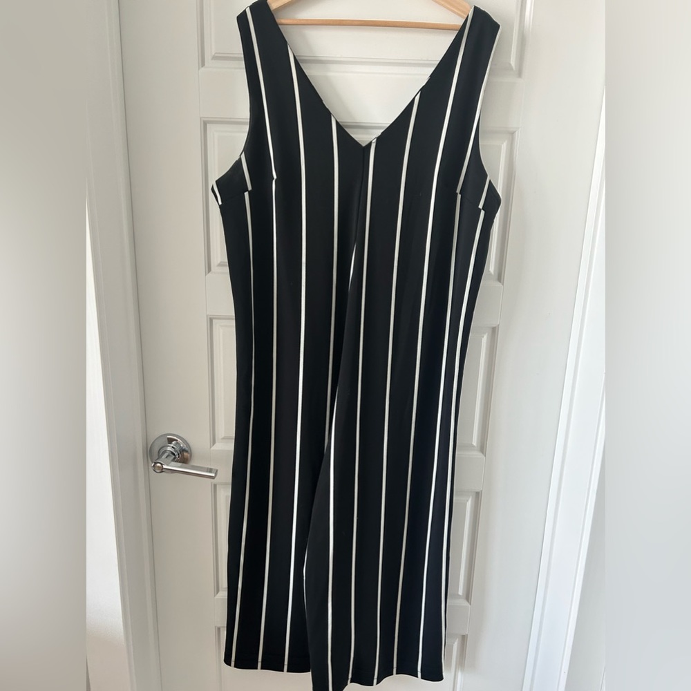 Boohoo Jumpsuit - Size 24
